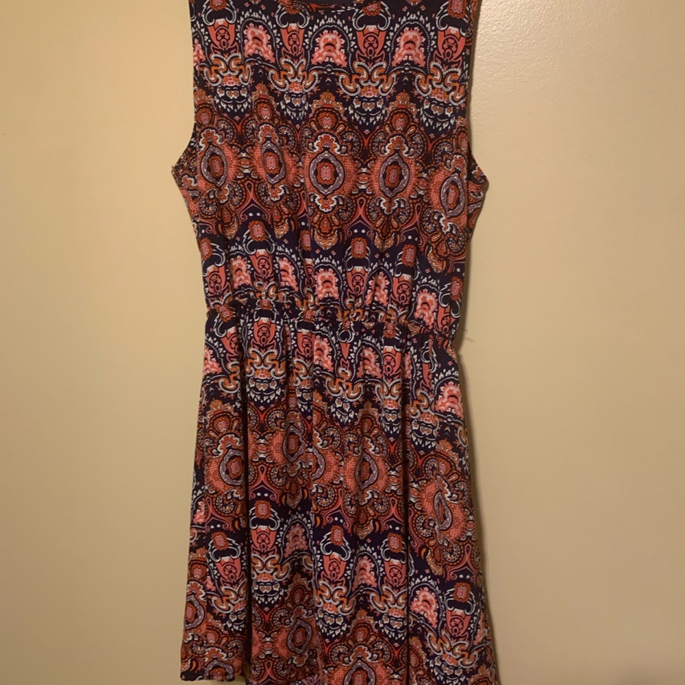 Altar'd State sleeveless summer Dress size L with keyhole back